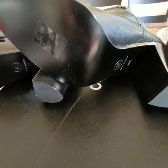 New Chanel boots size 39.5 - Picture 8 of 8